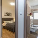 Kate Villa *